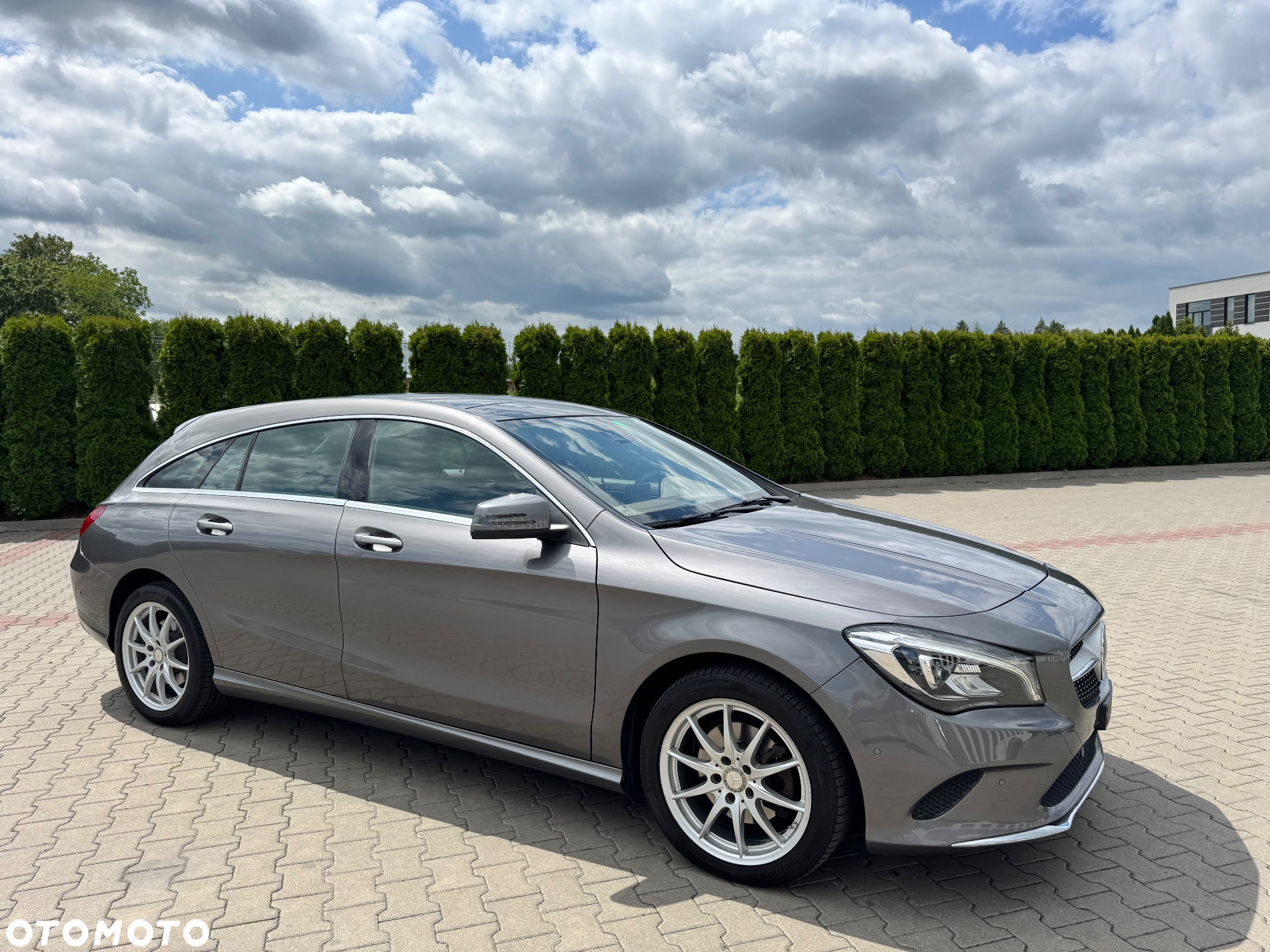 Mercedes-Benz CLA 220 d 4-Matic - 14