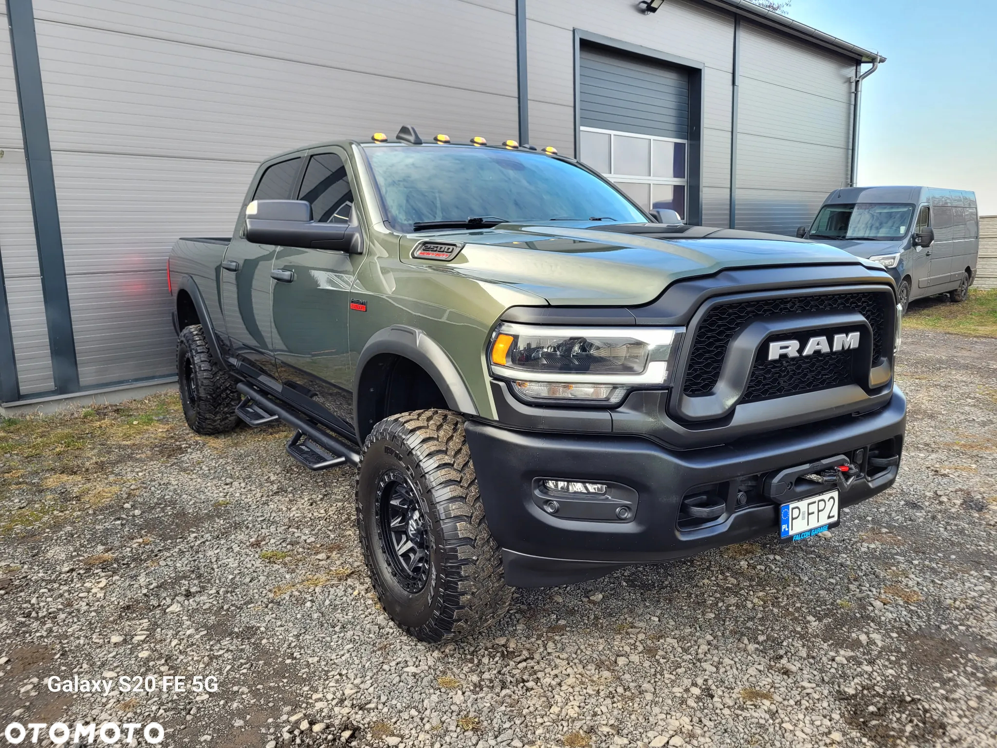RAM 2500 - 16