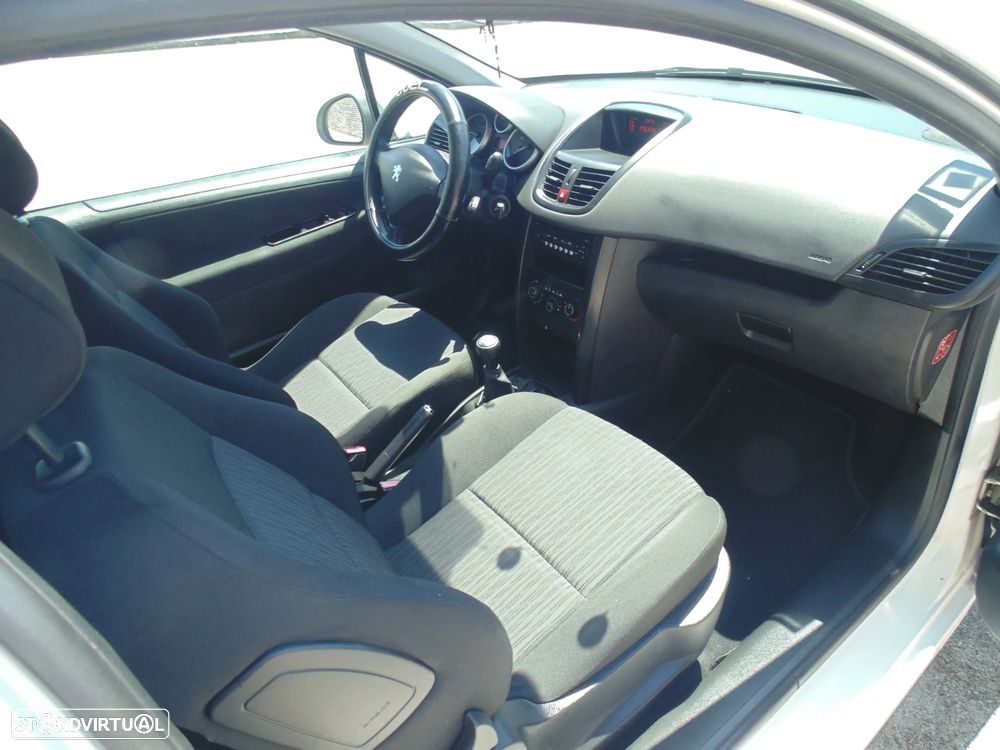 Peugeot 207 1.4 HDI - 14
