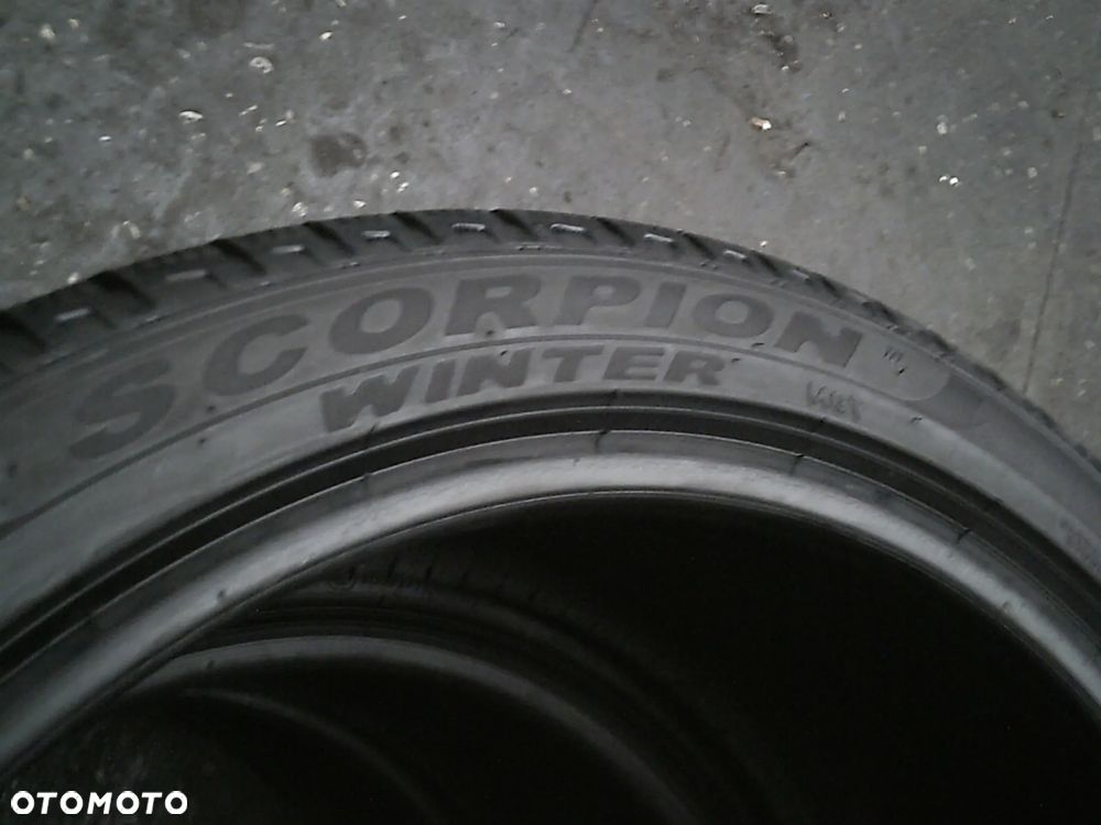 PIRELLI Scorpion Winter MGT 265/40R21 4,9mm 2022 - 4