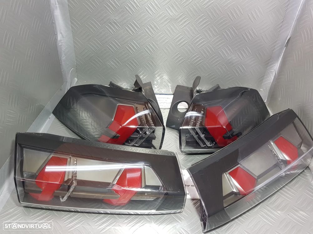Farolim Farolins Peugeot 2008 II 2019-2024 - 1