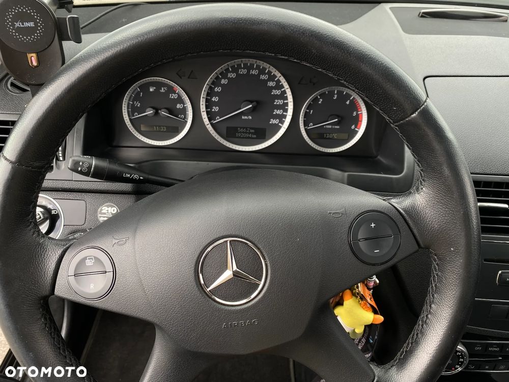 Mercedes-Benz Klasa C 200 CDI Classic - 16