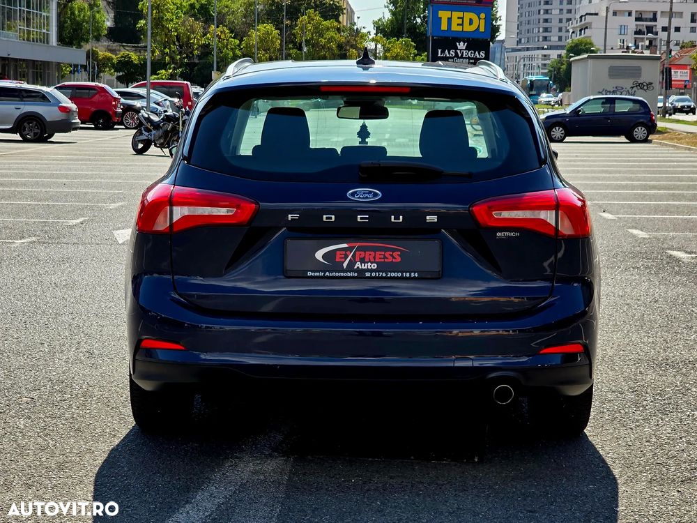 Ford Focus 1.5 EcoBlue Start-Stopp-System COOL&CONNECT DESIGN - 16