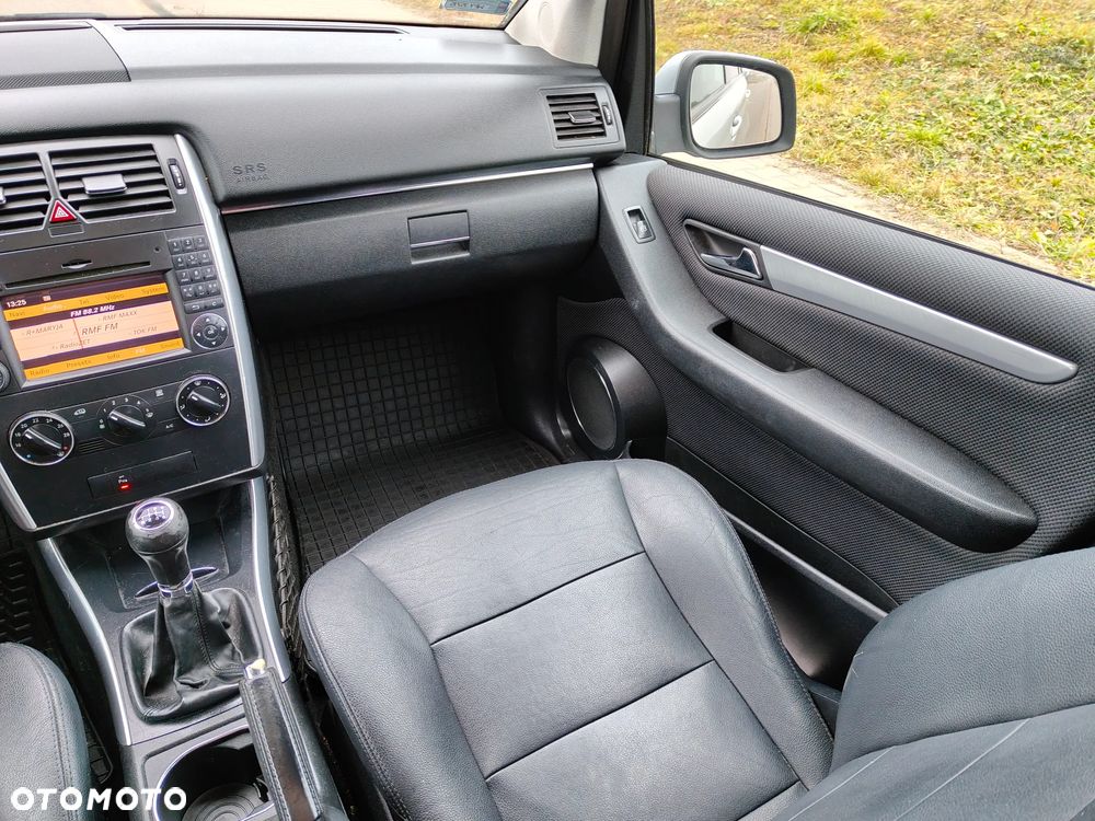 Mercedes-Benz Klasa B 180 CDI Special Edition - 12