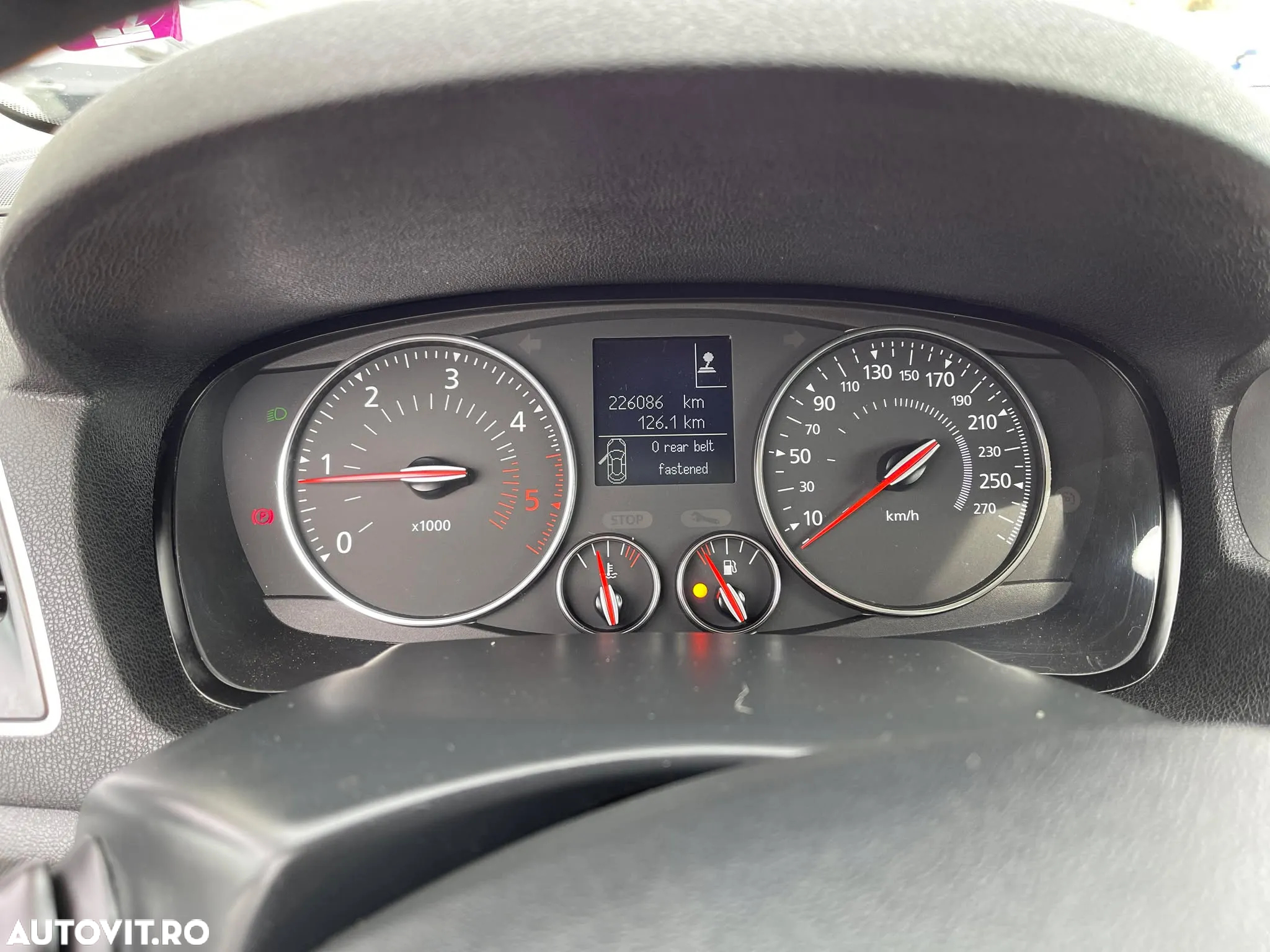 Renault Laguna dCi 110 FAP Limited - 16