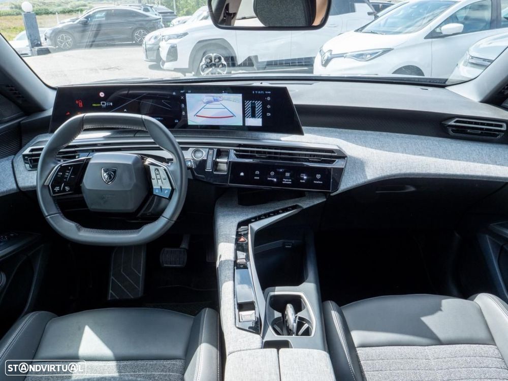 Peugeot E-3008 73 kWh Allure - 27