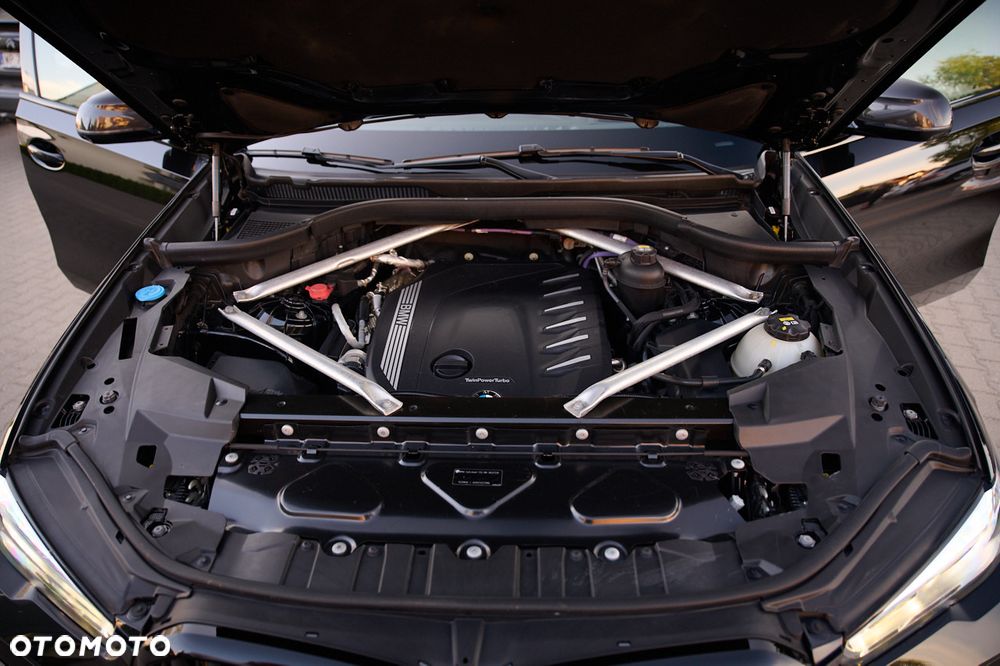 BMW X6 - 16
