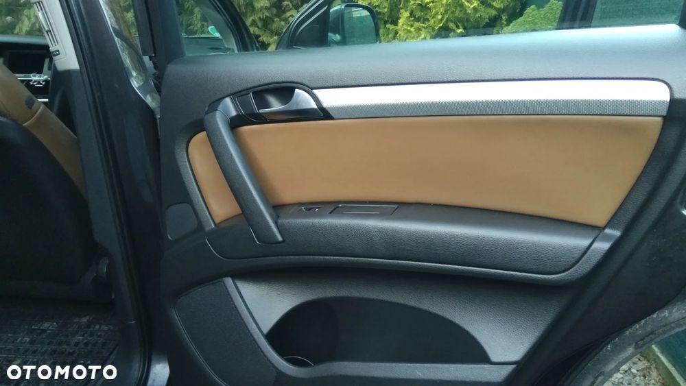 Audi Q7 - 13