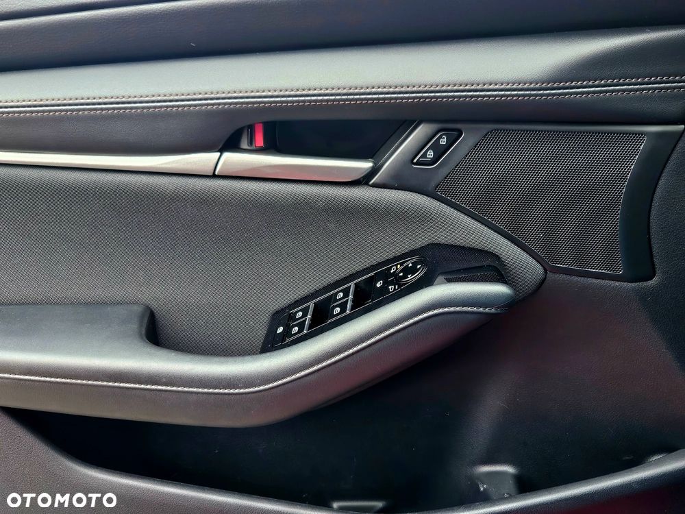 Mazda 3 2.0 mHEV Kai - 14