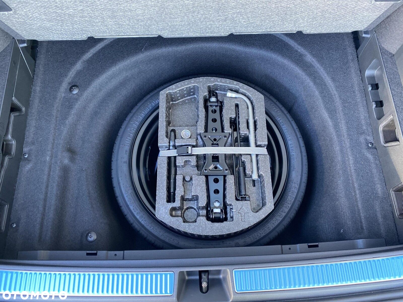 Volkswagen Passat - 19