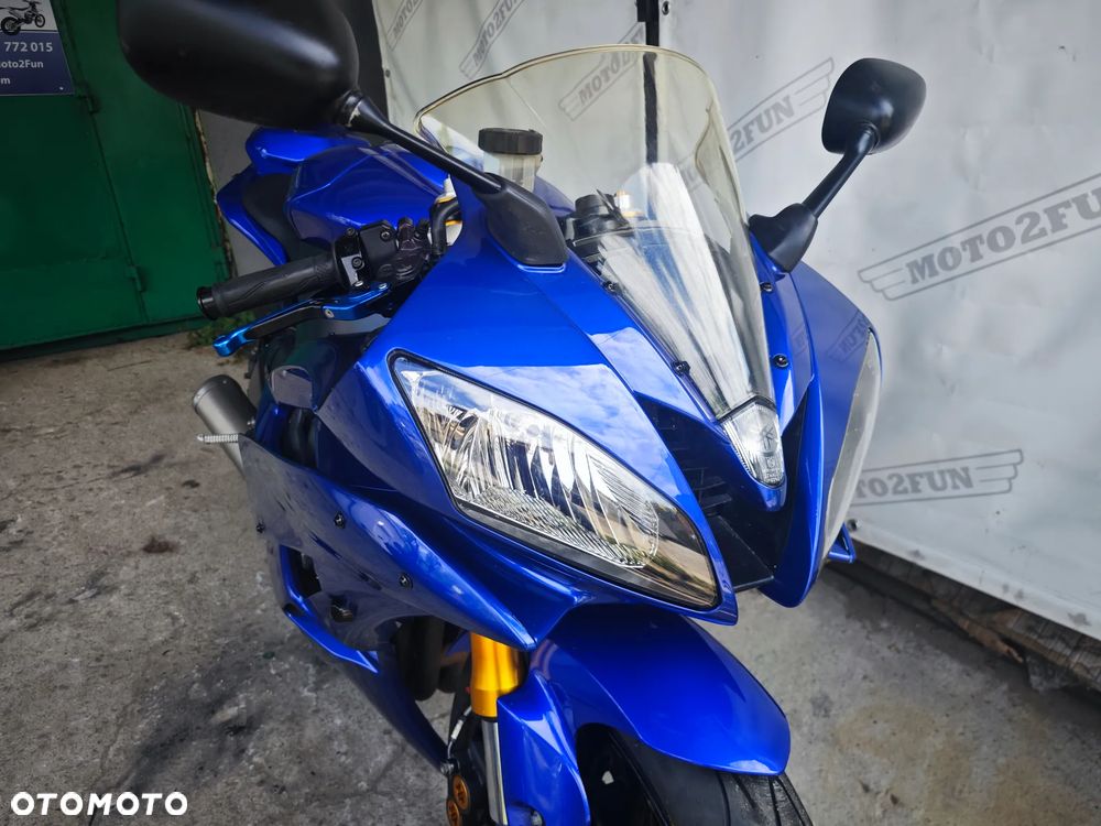 Yamaha YZF - 11