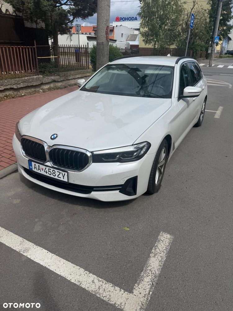 BMW Seria 5 530d xDrive mHEV - 1