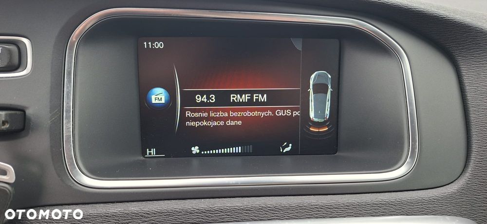 Volvo V40 D2 Momentum - 19