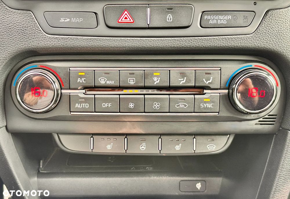 Kia ProCeed 1.6 T-GDI GT DCT - 24