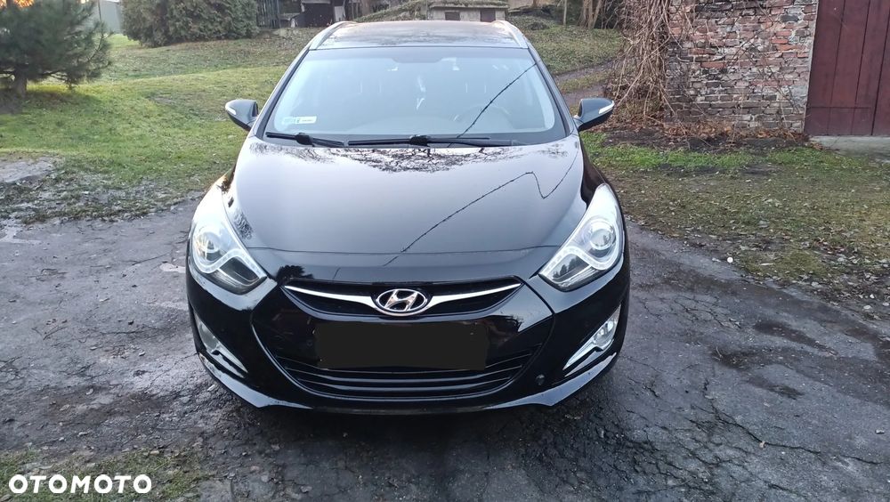 Hyundai i40 Kombi blue 1.6 Family - 8