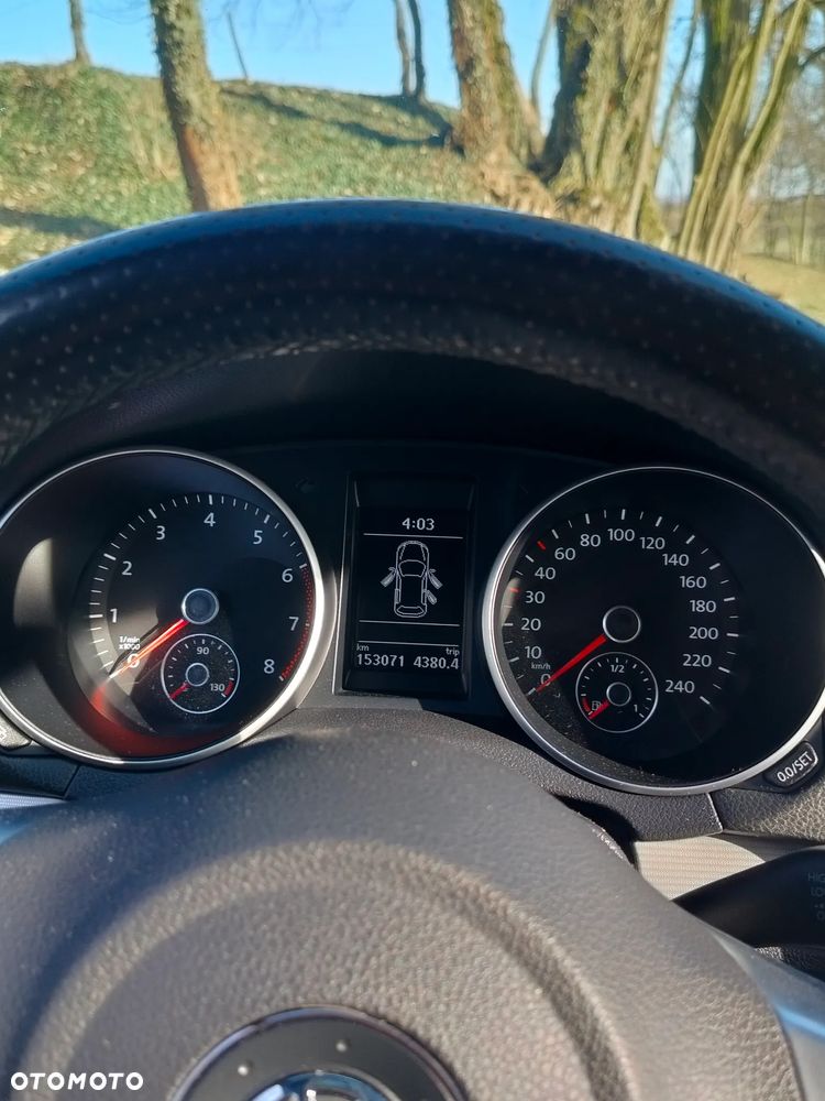 Volkswagen Golf - 11