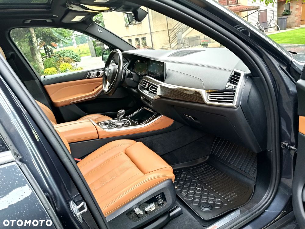 BMW X5 xDrive40i - 14