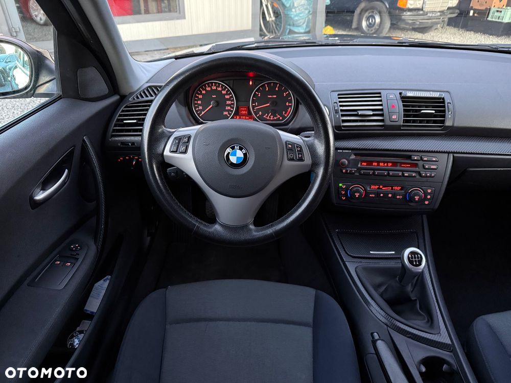 BMW Seria 1 - 11