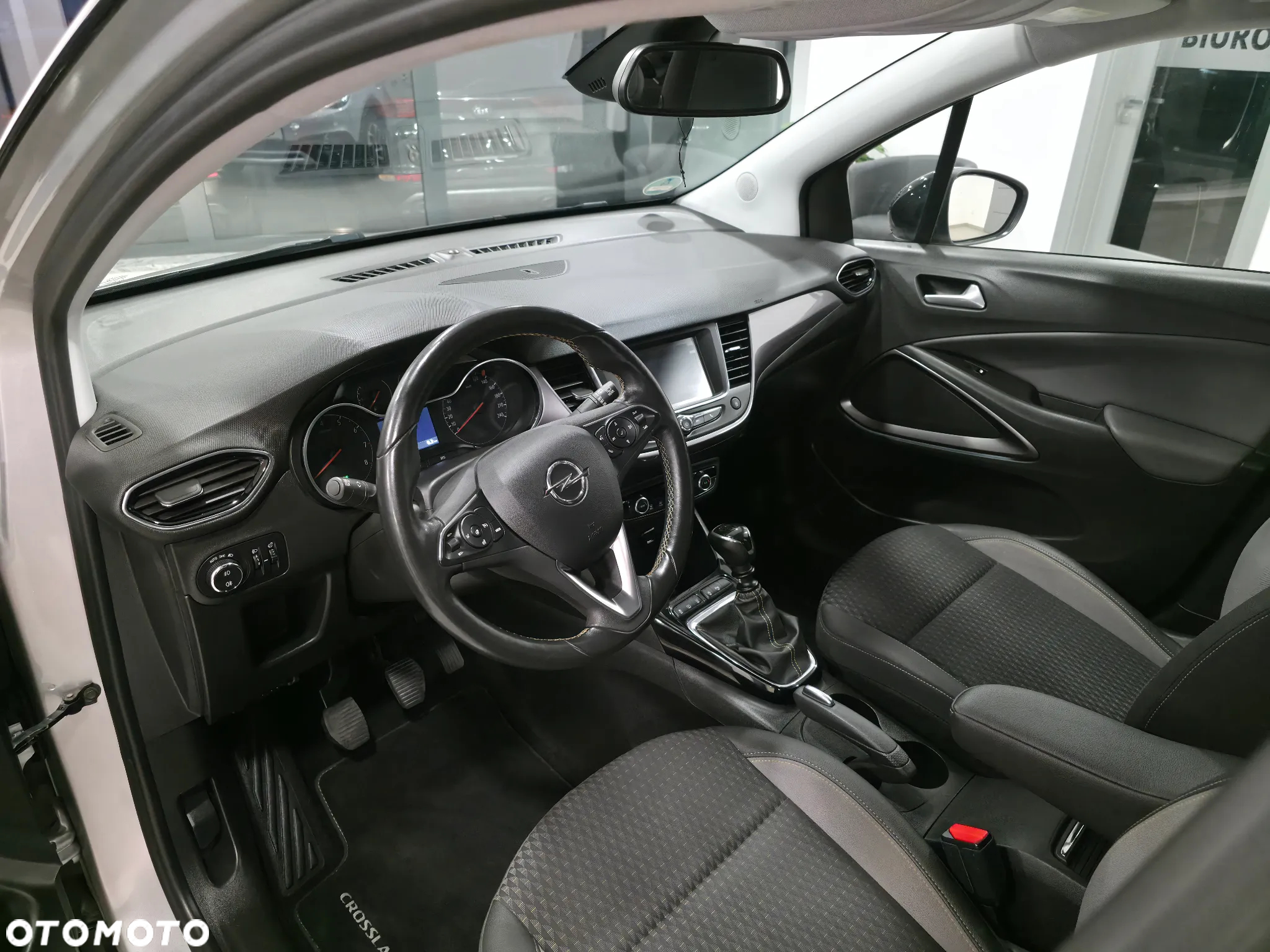 Opel Crossland X 1.2 T Elite S&S - 11