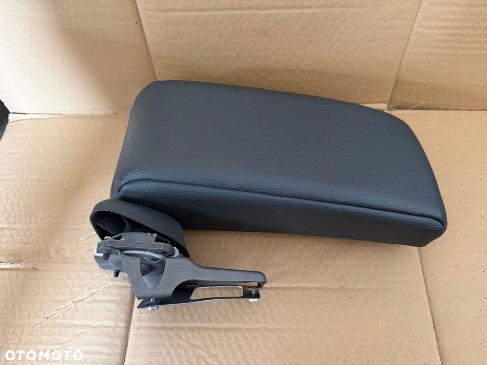Podłokietnik skórzany skóra Opel Meriva A  oryginał - 2