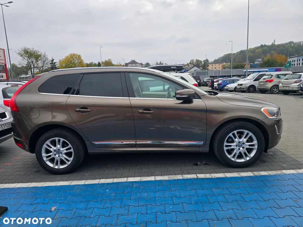 Volvo XC 60 - 8