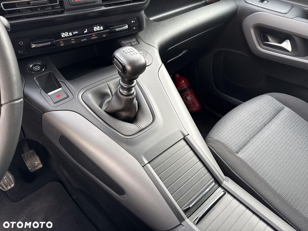 Toyota Proace City Verso 1.5 D-4D VIP - 24