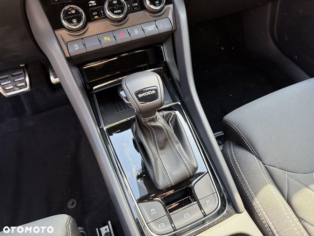 Skoda Karoq 1.5 TSI ACT Sportline DSG - 15