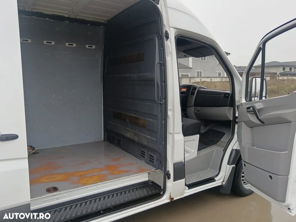 Mercedes-Benz Sprinter - 9