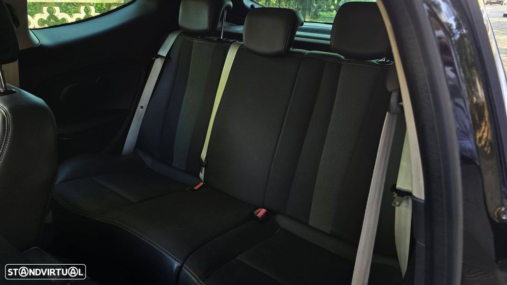 Renault Mégane Coupe Energy dCi 130 FAP Start & Stop Bose Edition - 10