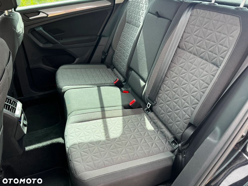 Volkswagen Tiguan 1.5 TSI EVO Life DSG - 32