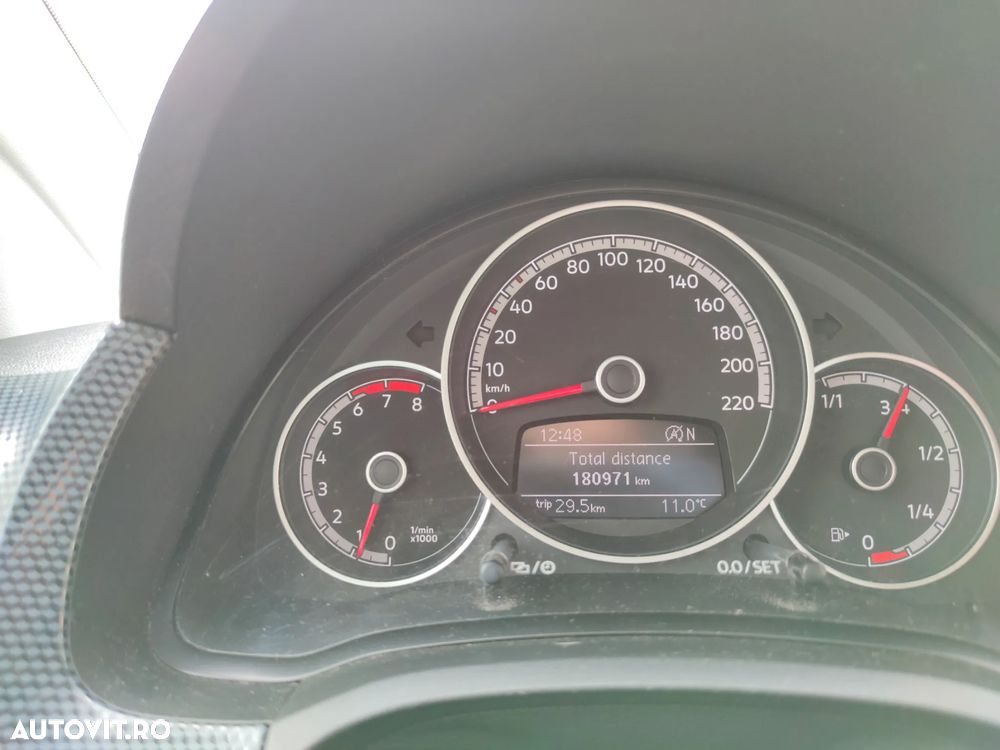 Volkswagen up! - 13