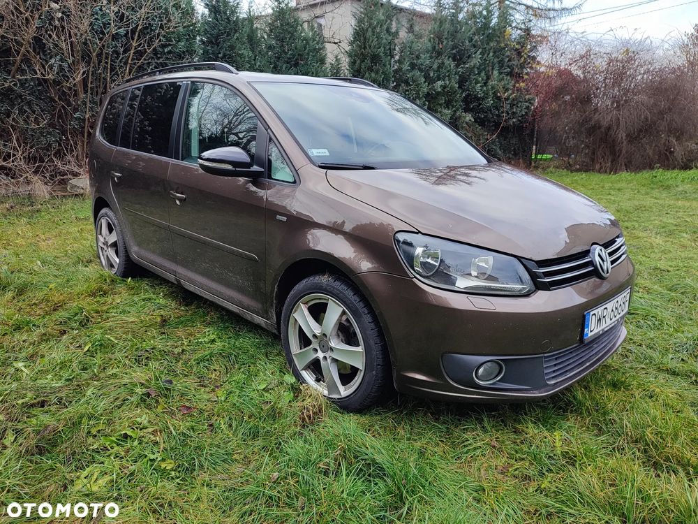 Volkswagen Touran 2.0 TDI DPF Highline DSG - 2