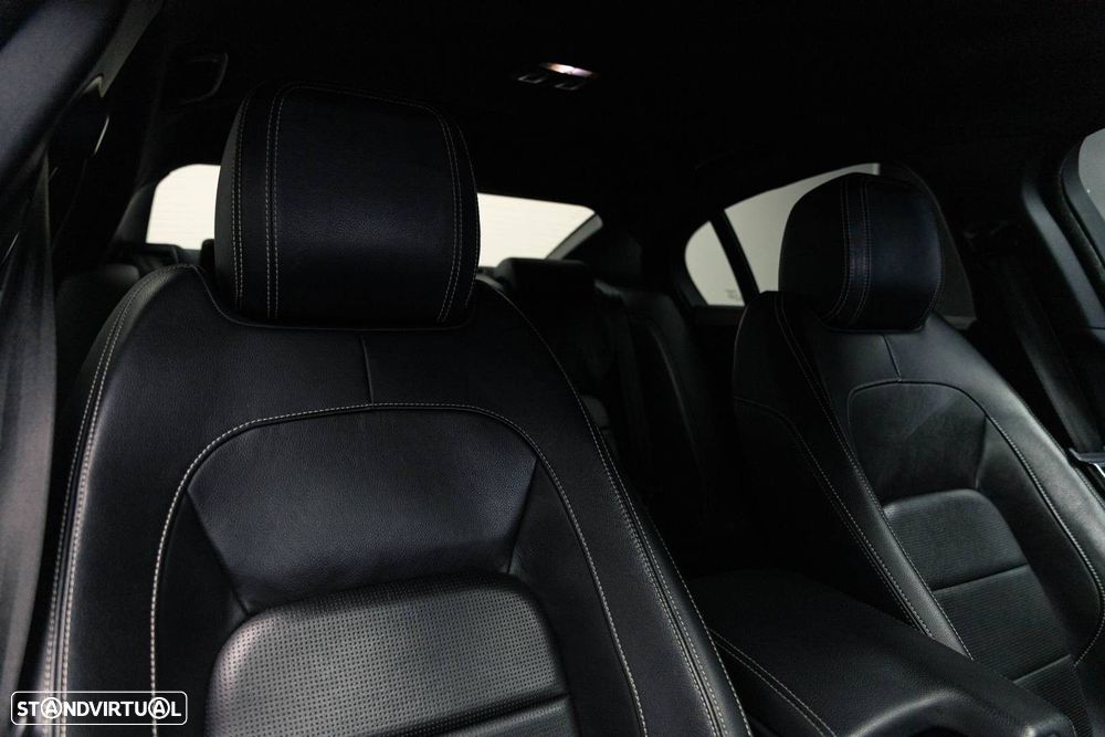 Jaguar XE 2.0 D R-Sport Aut. - 21