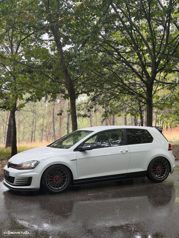 Volkswagen Golf GTI Performance BlueMotion DSG — fotografia 4