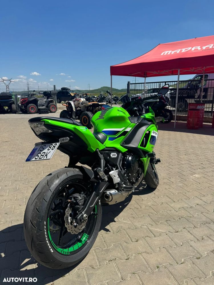 Kawasaki Ninja 650 - 4