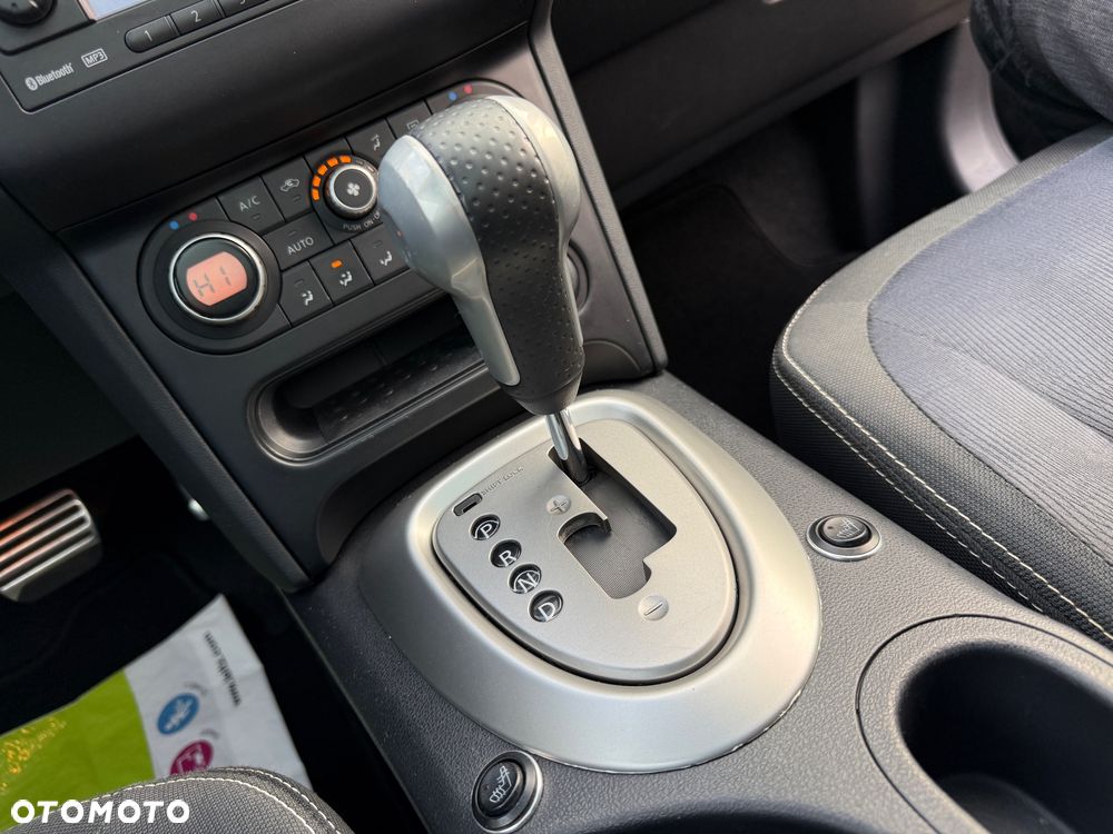Nissan Qashqai 2.0 Tekna CVT - 16