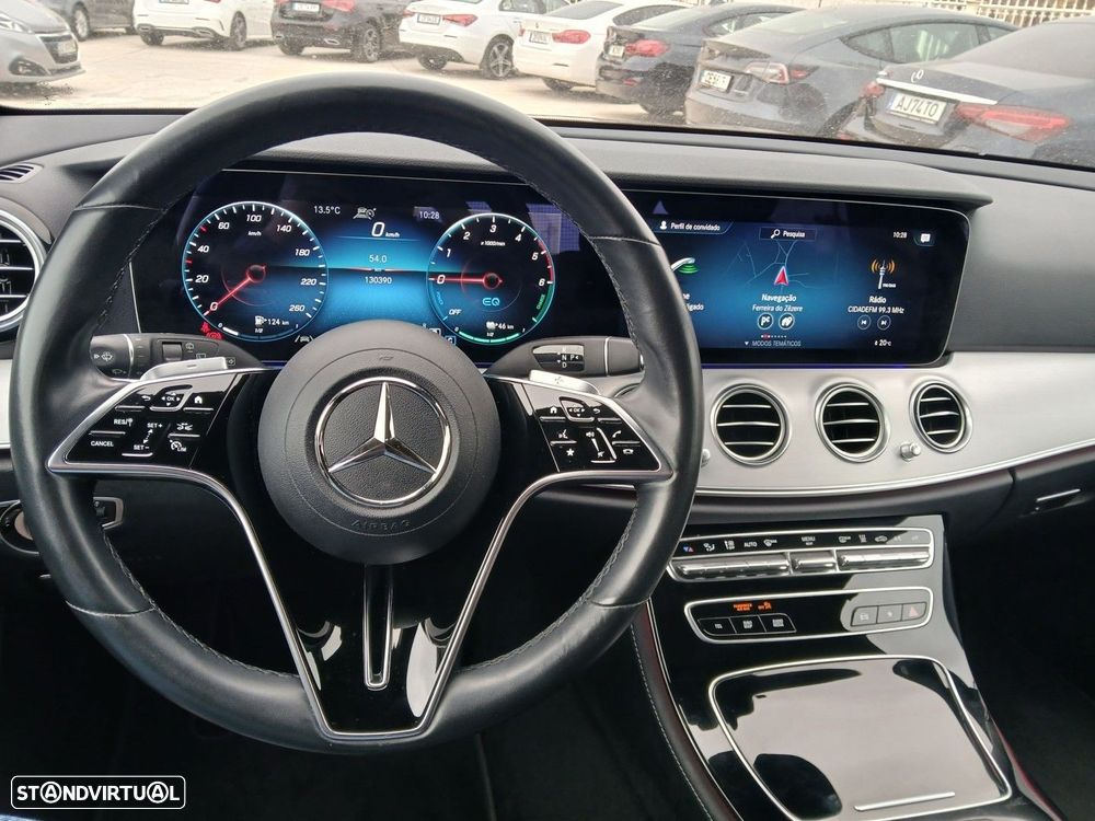 Mercedes-Benz E 300 de 4Matic 9G-TRONIC Avantgarde - 36