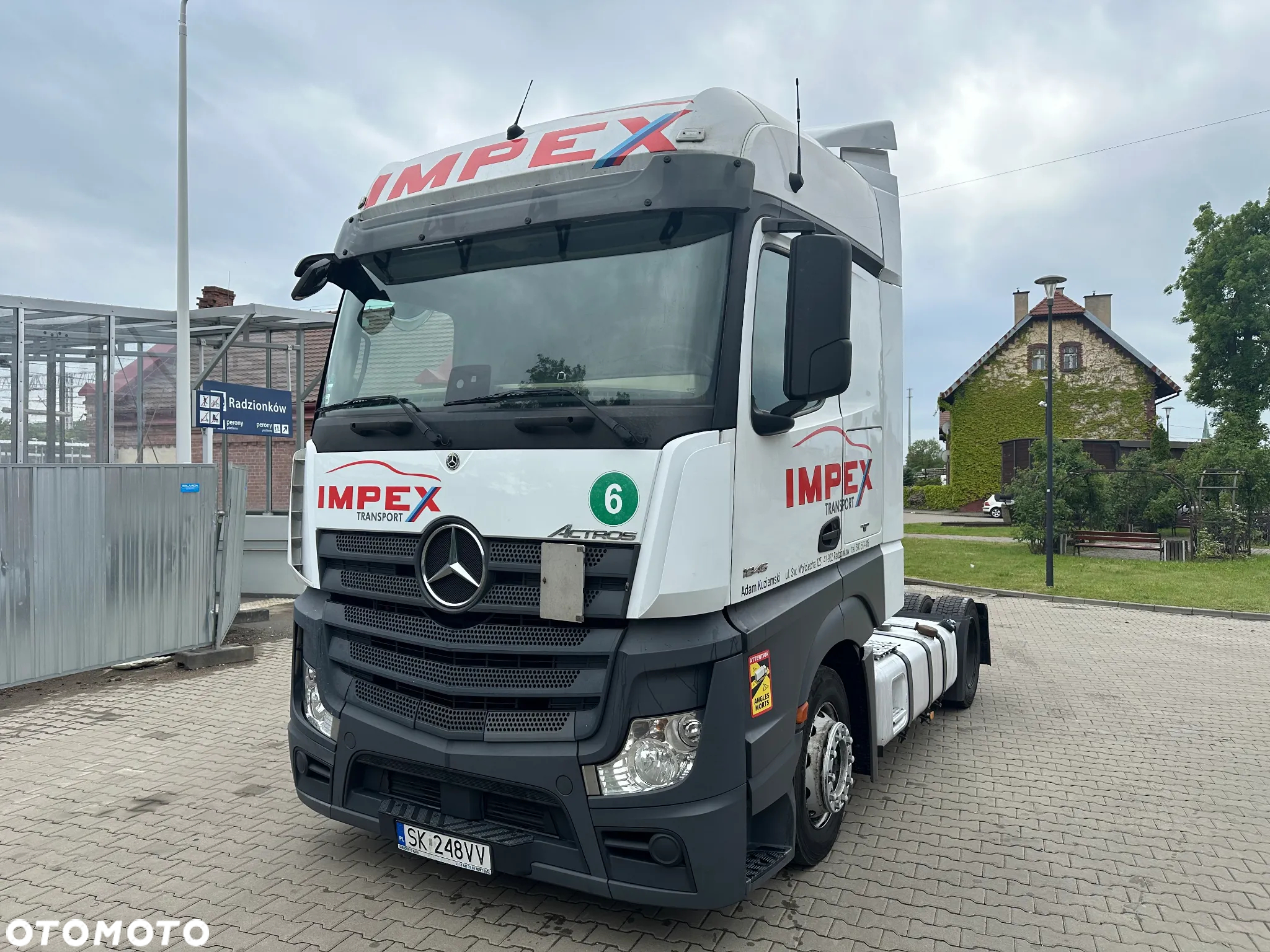 Mercedes-Benz ACTROS MP4 - 4