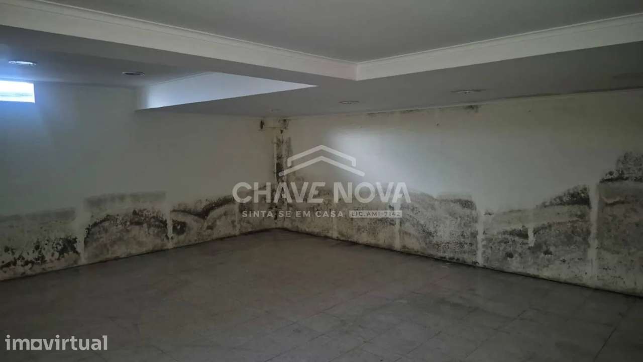 Espaço Comercial Premium no Coração de Espinho - Grande imagem: 3/9