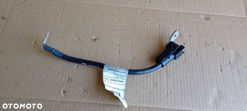 Klema plusowa akumulatora Fiat 500E 00521390550 - 5