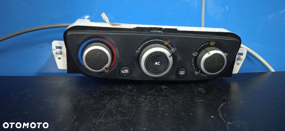 Panel sterowania nawiewu Renault Megane III T1001766G - 1