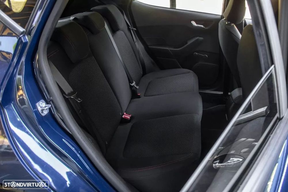 Ford Fiesta - 30