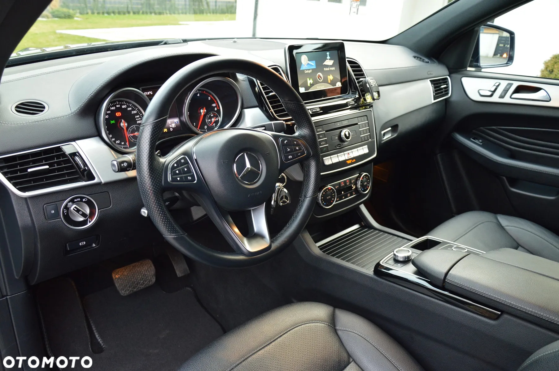 Mercedes-Benz GLE 350 d Coupe 4Matic 9G-TRONIC AMG Line - 14