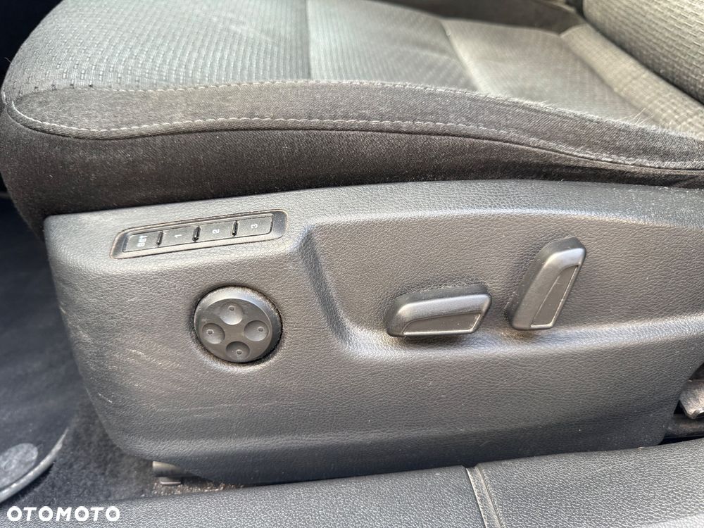 Skoda Superb 2.0 TDI PD Elegance - 19