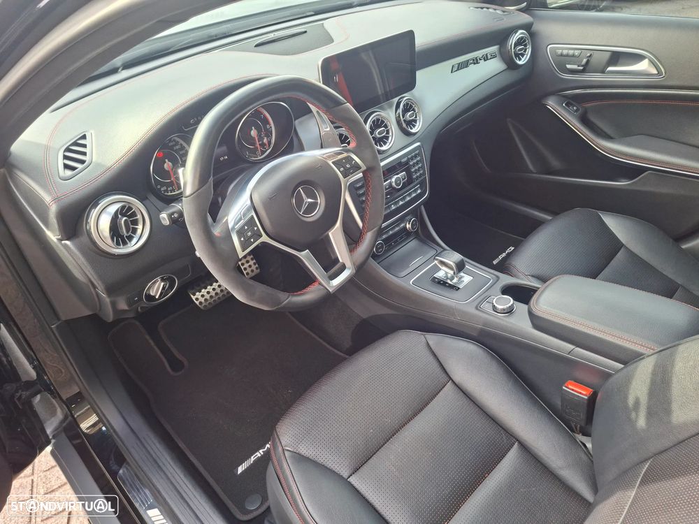 Mercedes-Benz GLA 45 AMG - 18