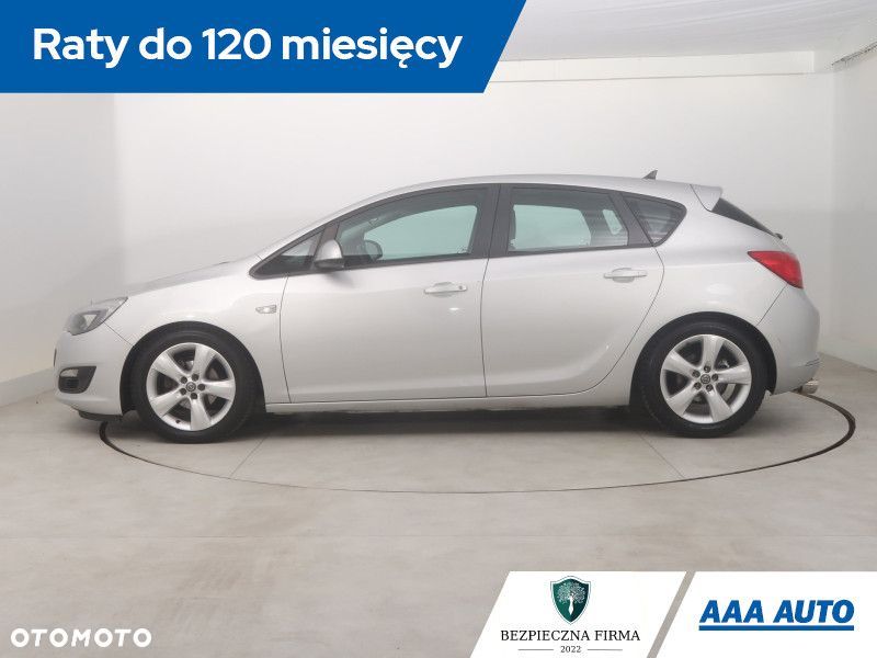 Opel Astra - 4