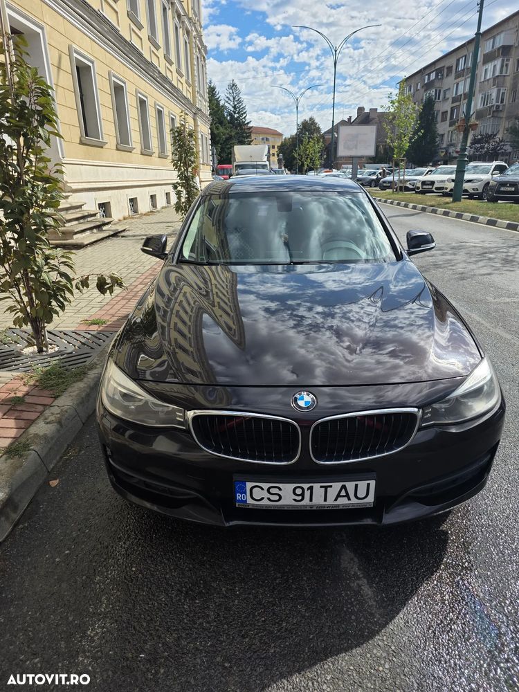 BMW Seria 3 318d - 1