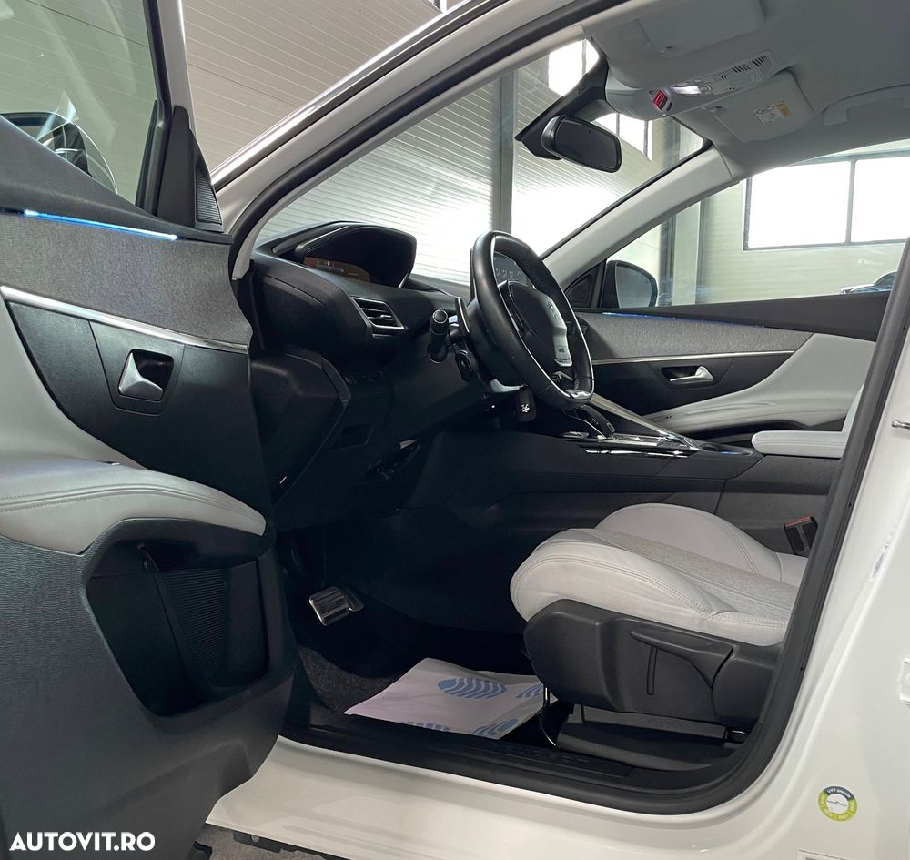 Peugeot 3008 2.0 BlueHDI S&S EAT8 GT - 25