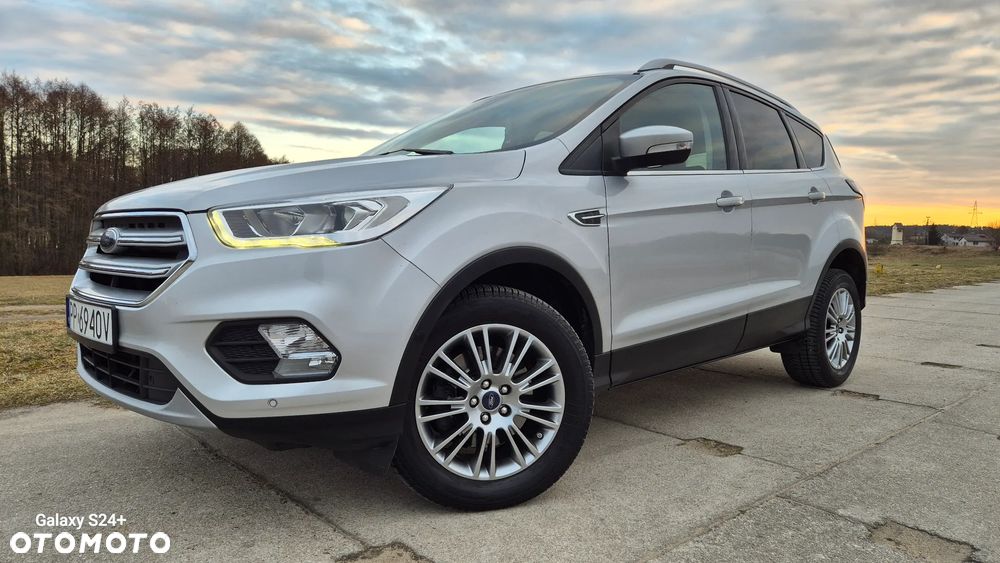 Ford Kuga - 1