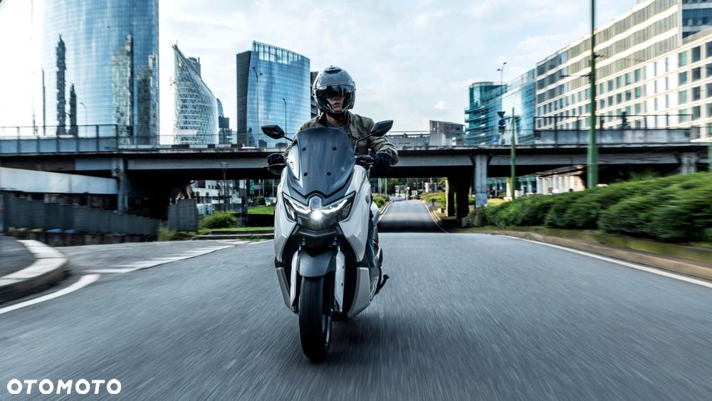 Yamaha NMAX - 6